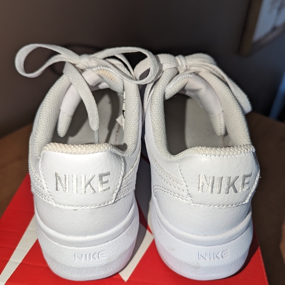 Nike Court Vision Alta white leather sneakers,size 6.5 - Picture 2 of 6